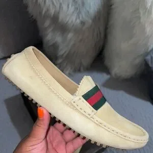 Gucci Men\'s Cream Loafers with Red and Green Stripe s-l400.jpg main image 2